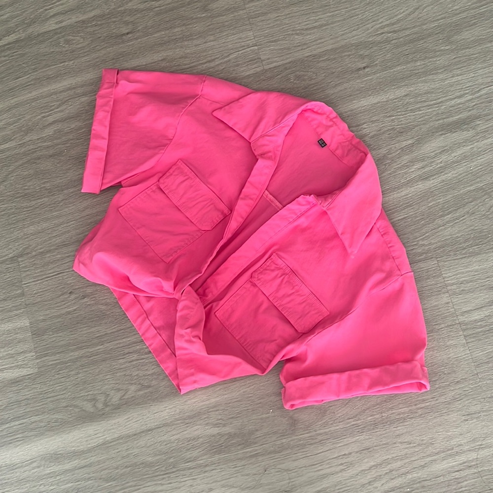 NWOT Safari Style Cropped Shirt with Pockets, XS